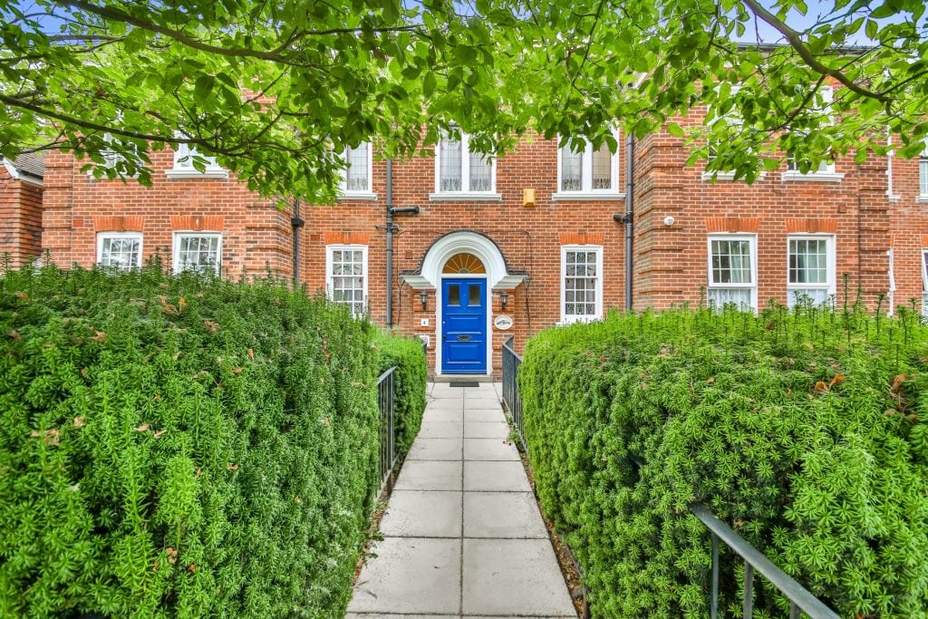 Brampton Lodge